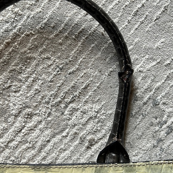 Guess bag - Picture 16 of 16